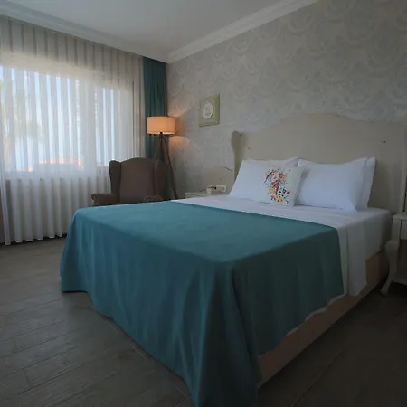 Cunda House Kuecuek 3*