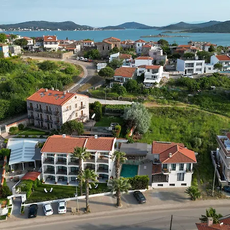 Cunda House Kuecuek 3* Ayvalı