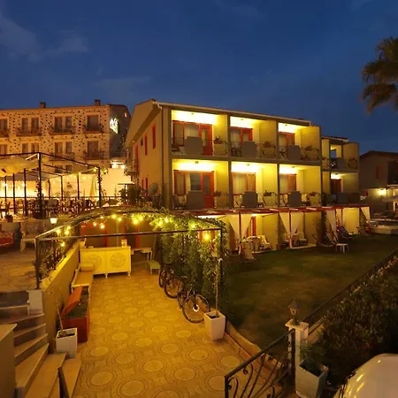 Cunda House Kuecuek Hotell 3*