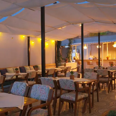 Cunda House Kuecuek Hotell