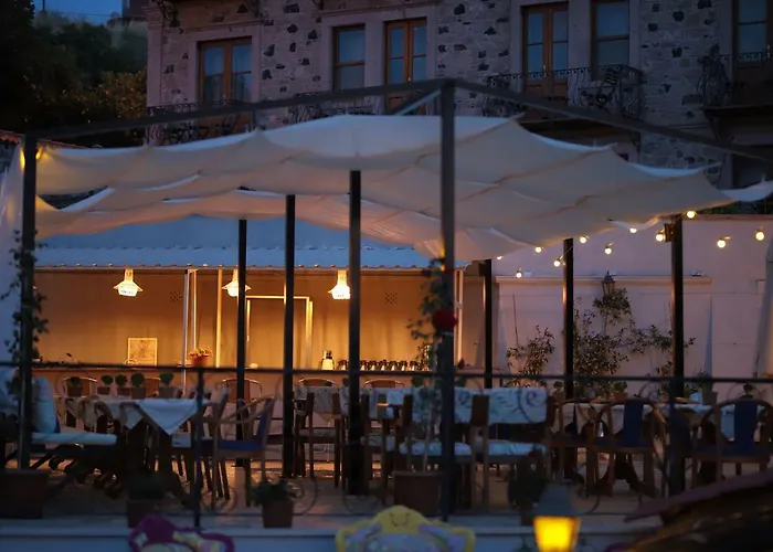 Cunda House Kuecuek 3*