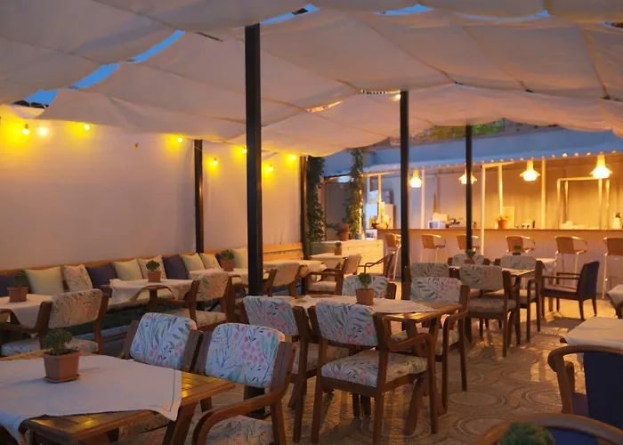 Cunda House Kuecuek فندق