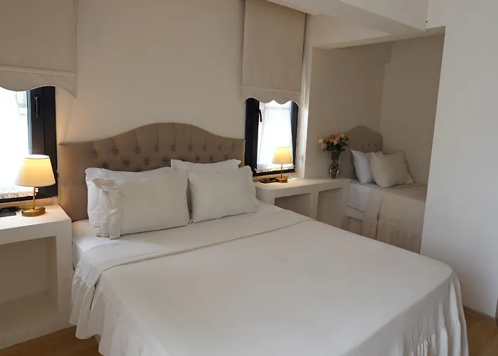 Cunda House Kuecuek 3*