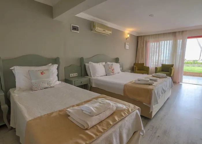 Cunda House Kuecuek Hotel