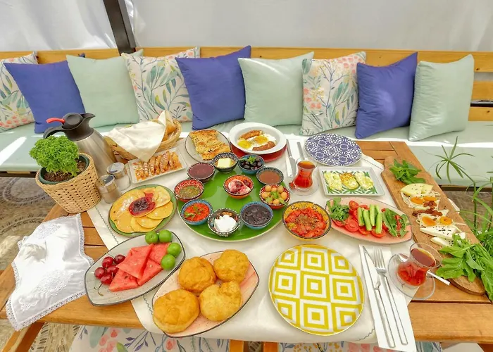 Cunda House Kuecuek 3*